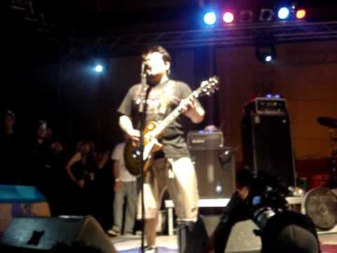 NOFX CARTAGO COSTA RICA (SEEING DOUBLE AT THE TRIPLE ROCK).MPG
