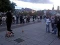 Statue startles girl Statue startles girl