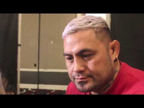 mark - http://www.mmaweekly.com -- Surging UFC heavyweight Mark Hunt gives his thoughts ahead of his UFC 160 showdown with former champion Junior dos Santos. Hunt t...