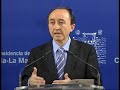 http://www.rtvcm.esEl Gobierno Regional ha aprobado un crédito extraordinario de 55 millones de Euros para financiar la construcción de la Ronda Suroeste de Toledo. Una autovía de nueva construcción, que tendrá 24 kilómetros de longitud y que partirá desde la actual Autovía de los Viñedos, para terminar en Bargas.Esta autovía, servirá para descongestionar de tráfico el centro de Toledo y reducirá la contaminación atmosférica, además de incrementar la seguridad vial.(30-04-2008)