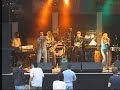 Auftritt am Glarner Band Contest 05 auf dem Flugplatz Mollis, Es spielten: Martin Nesnidal (git), Mirko Slongo (voc/git), Rebecca Spiteri (voc), Vedam Roche (keys/voc), Ricardo Iglesias (voc), Jean Claude Torko (bass), Armin Brühwiler (dr), G. Schiltknecht (perc)