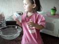 Camilita, experimentando.