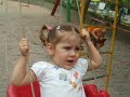 bianca sawulski no parquinho