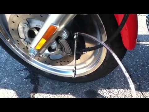 how to change oil on harley v rod