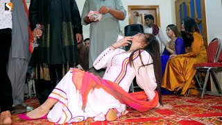 Nawan Nawan Fashion - Gul Mishal Dance Performance