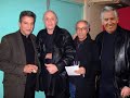jacques dutronc fut dans les ann�es sixties,le guitariste du groupe 