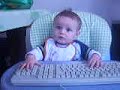 b�b� de 6 mois informaticien
