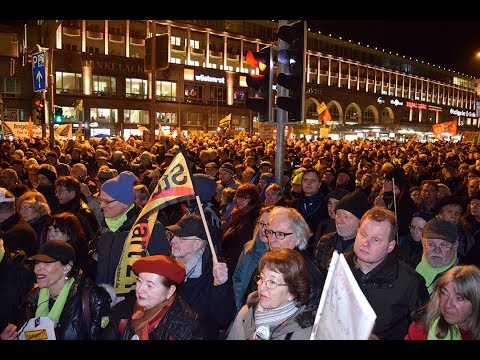 Stuttgart: Tausende Teilnehmer bei 400. Montagsdemo g ...