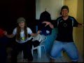 Duda e Marcella viajando - Dan�a do Siri
