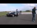 Mi Bugatti Veyron vs el BMW M3 de un colega