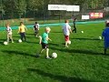 Dribbeln bei Pfiff auf Ball niedersetzten