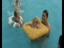 V bazene - In the pool
