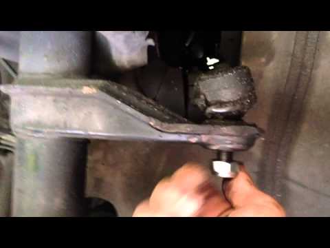 Saab 9-3 tie rod end replacement (93 Classic, NG900)