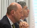 Bundesminister Wolfgang Tiefensee zu Besuch im IOF Jena Bundesminister Wolfgang Tiefensee zu Besuch im IOF Jena