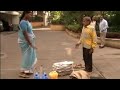 Haggling for recycling in India - BBC