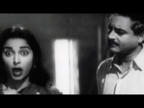 Guru Dutt believes Waheeda is a great actress - Kaagaz Ke Phool, Scene 5/19