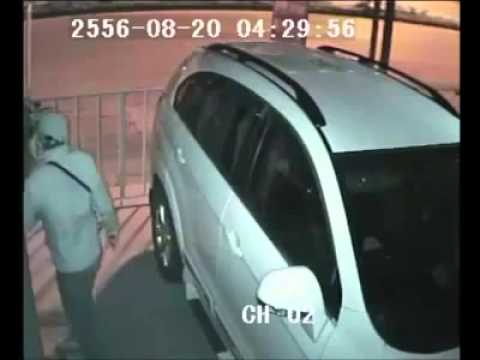 how to break car window