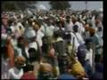 videos de Sikh pilgrims clean Nanded shrine