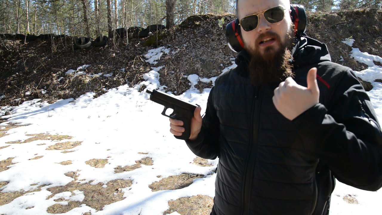 Peräkkäisten laukausten ampuminen pistoolilla