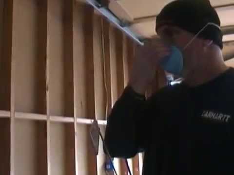 how to insulate garage walls