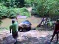 Jeep Liberty on the rocks 