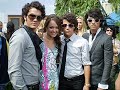 JONAS BROTHERS REALLY DO SUCK