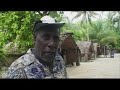 Rising water forces islanders to flee homes - 07 Sep 07