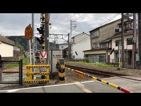 城崎温泉 電車編・観光電車「うみやまむすび」(兵庫県豊岡市)・鉄道写真 城崎温泉 電車編・観光電車「うみやまむすび」(兵庫県豊岡市)・鉄道写真