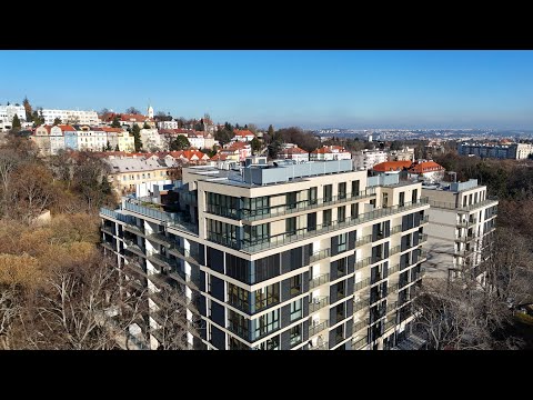 Video Prodej kanceláře v provedení shell & core, 154 m², dvě terasy, dva balkony, dvě parkovací místa, dva