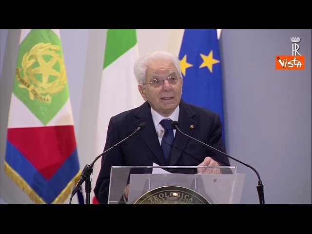 Mattarella alla facoltà teologica di Napoli: Non è concesso essere neutrali di fronte a ingiustizie