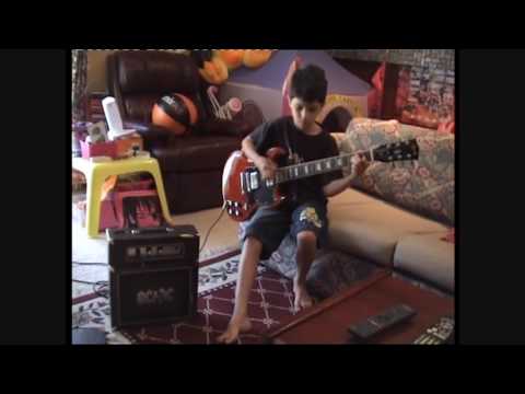 Playing the AC/DC Backtracks amp