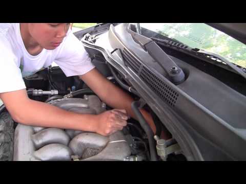 2011 DIY: Replacing Spark Plugs on a 2000 Honda Odyssey