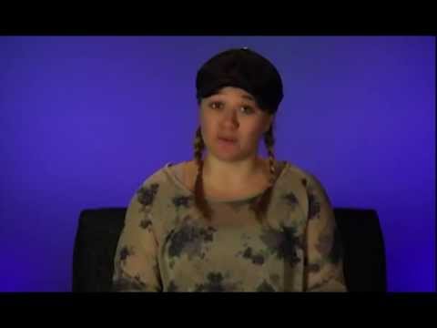 Kelly Clarkson - Kelly Clarkson - Ask Anything Chat (April 2013)