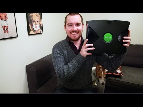 Guy is Tricked Into Thinking Original XBOX is an XBOX One