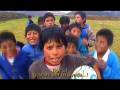 Los niños de Perú apoyan a Iker Casillas