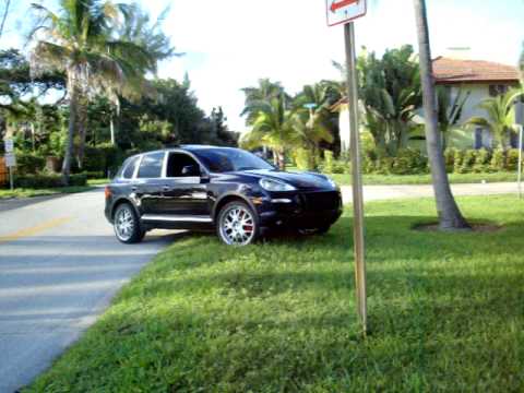a little bit of Cayenne turbo offroad in miami LoL!