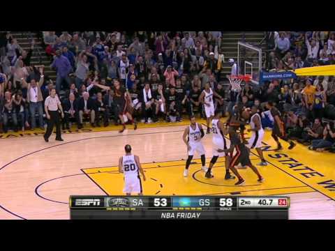 Video: Stephen Curry Goes Behind His Back for the Fancy Layup