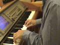 lota y papi tocan el piano en navidad