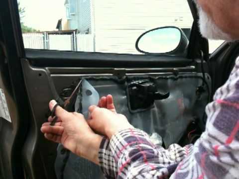Repairing power window on Buick Regal LS 2002 (Part 1/3)