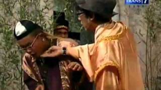 Opera Van Java cicilalang mellow .