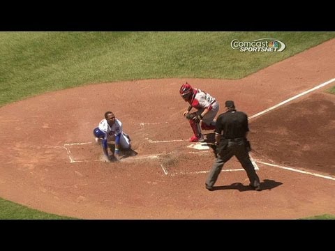 Video: STL@CHC: Beltran can't handle double, Valbuena scores