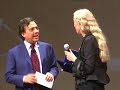 su http://styleandfashion.blogosfere.it
abbiamo partecipato alla serata di premiazione di gran prix che premia le migliori strategie di marca, tenutasi ieri sera a milano.

a condurre il gran prix 2008 piero chiambretti, che in questo video, premia franca sozzani, a cui va il premio speciale per i 40 anni e per il successo editoriale dell'uomo vogue.