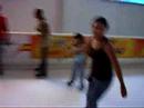 JULY patinando