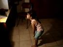 Leila bailando las divinas