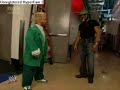 Rey Misterio jugando con el Duende Irlandes