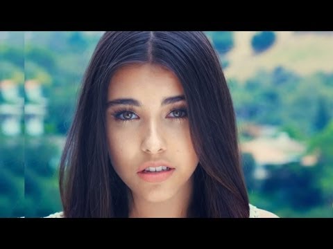 sneak peek new music - Justin Bieber vs Austin Mahone: Fashion Faceoff ▻▻ http://youtu.be/RyV-hnQX78Y More Celebrity News ▻▻ http://bit.ly/SubClevverNews Madison Beer is ready to d...