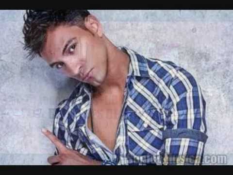 Pipe Calderon EnElTaboo Habla De Su Nuevo Disco Y Canta Para Las Madres -