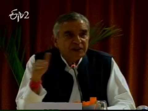 Rail Budget Sessions - Railway Minister meets Sonia ahead of Budget session.