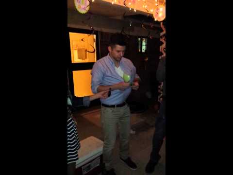 video-linktoworks-Baby shower game for guys