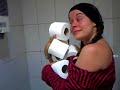 Roban \"papel del culo\"